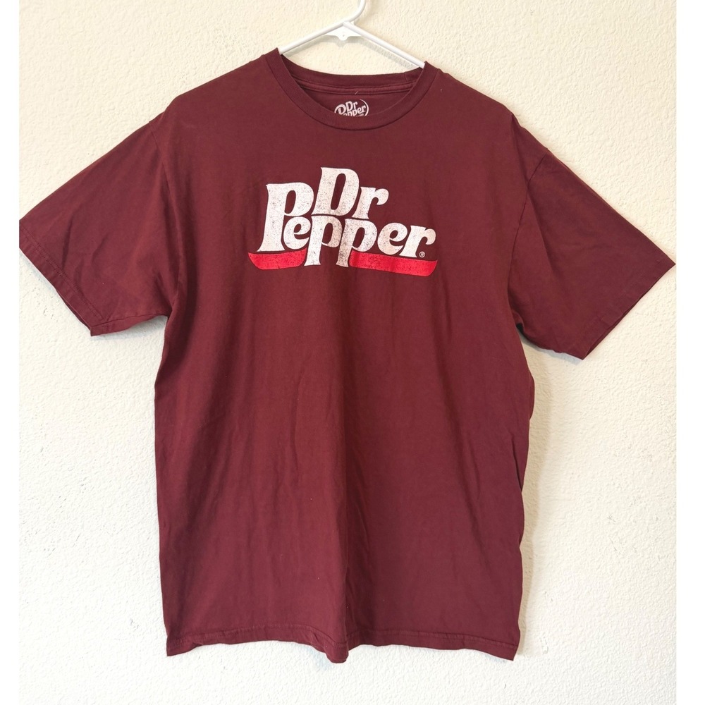 Dr Pepper T-Shirt XL Maroon Soda Pop Graphic Tee Vintage Style Retro Soft Cotton